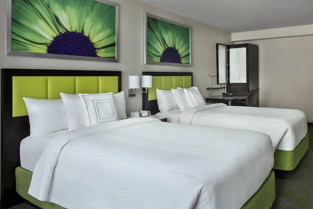 استوديو بسريرين كوين بإطلالة، Springhill Suites New York Midtown Manhattan Fifth Avenue 1/3