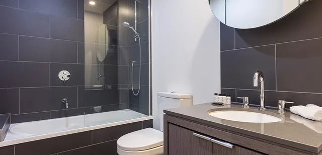2 Bedroom Deluxe, WRAP on Southbank 2/2