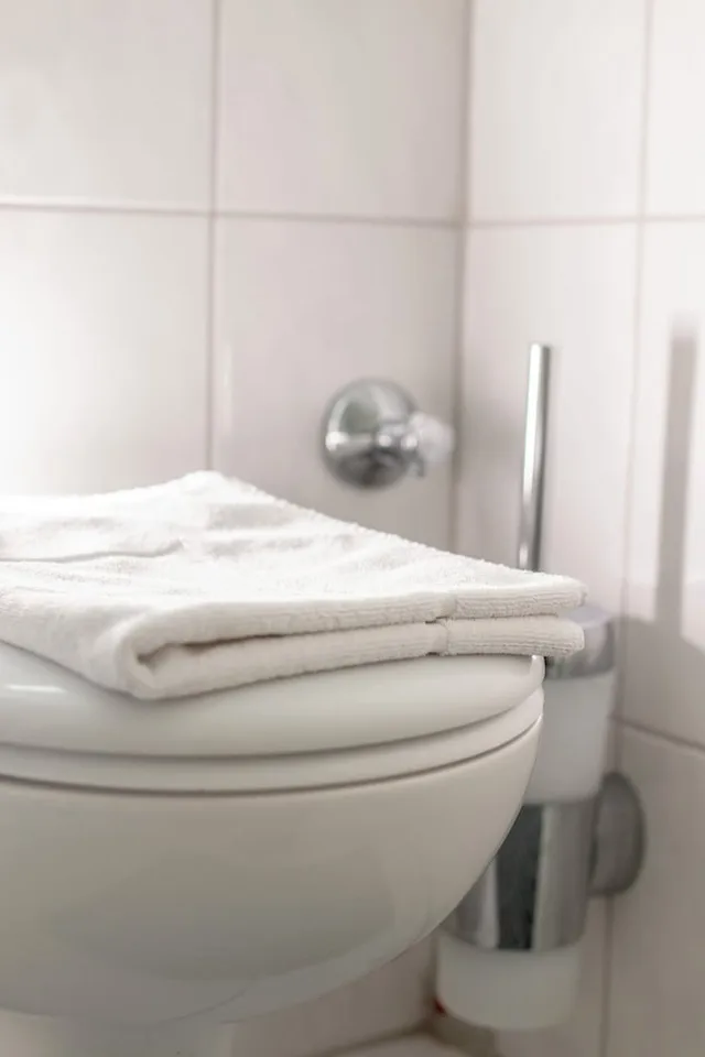غرفة عائلية رباعية بسرير كينج وسريرين منفصلين، Fair Hotel Villa Diana Westend 8/8