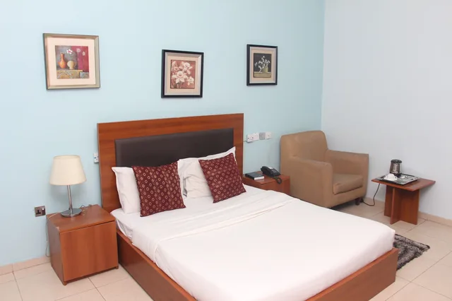 Room, Queen Bed, Alcove، Grand Ibro Hotel Annex 1/1