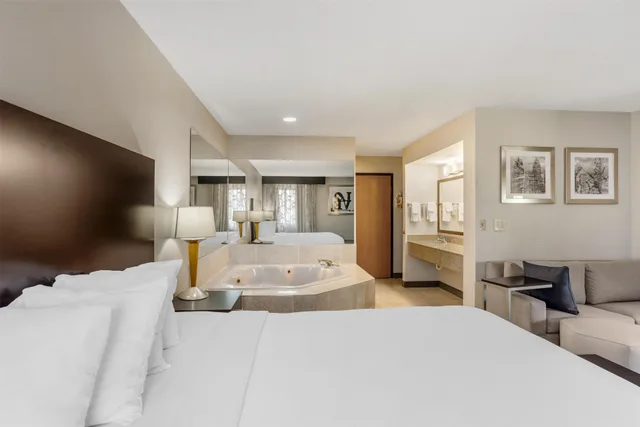 Suite, King Bed, Best Western Shippensburg Hotel 1/10
