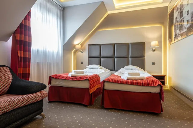 غرفة أساسية ثلاثية بغرفة نوم واحدة، Galicja Hotel 1/10