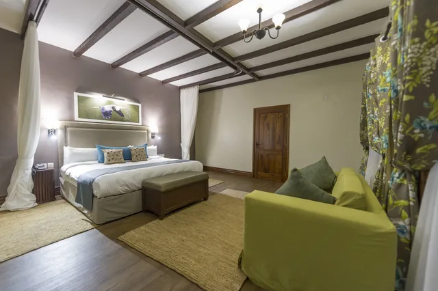 كوخ ديلوكس بسرير كينج بإطلالة على الجبل، The Retreat At Ngorongoro 2/2