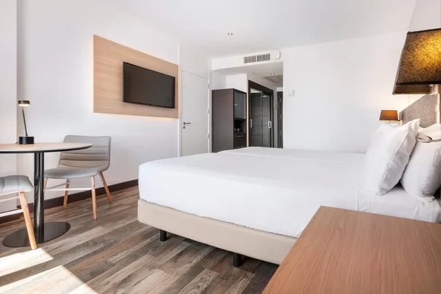 غرفة بإطلالة على البحر، Hotel Cadiz Paseo Del Mar Affiliated By Melia 4/10