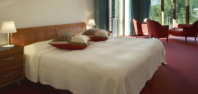 غرفة عائلية بسرير مزدوج، Hotel Saratz 3/5