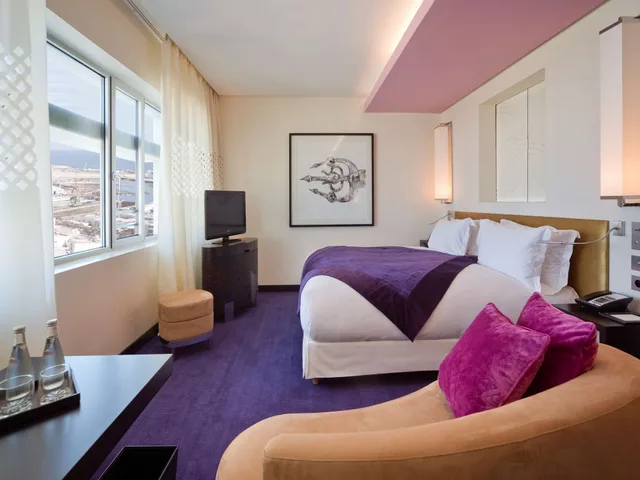 Medina, Luxury, King Bed, Ocean and Mosque View، Sofitel Casablanca Tour Blanche 5/9