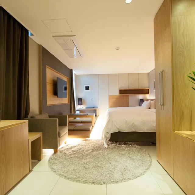 غرفة ديلوكس ثلاثية بحوض استحمام، Hotel Rian 6/10