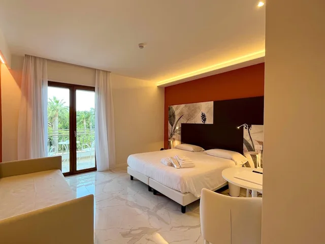 غرفة ديلوكس بسرير مزدوج أو سريرين منفصلين، Hotel Alpha 1/10