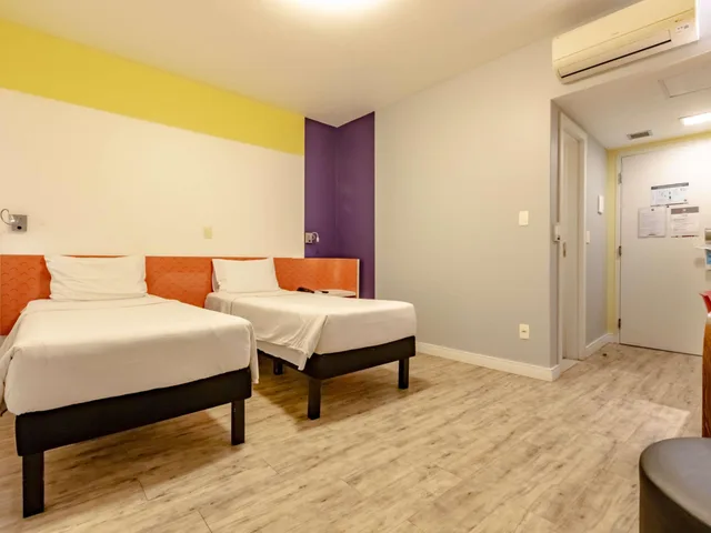 غرفة قياسية بسريرين منفصلين، Ibis Styles Balneario Camboriu 3/7