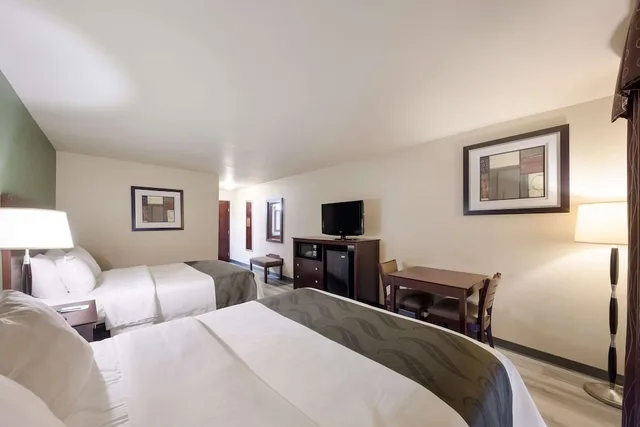 غرفة بسريرين كوين، Quality Inn & Suites Terrell 3/7