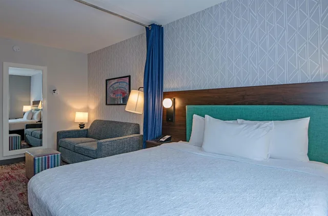 استوديو بسرير كوين مع أريكة، Home2 Suites By Hilton West Edmonton Alberta Canada 1/10