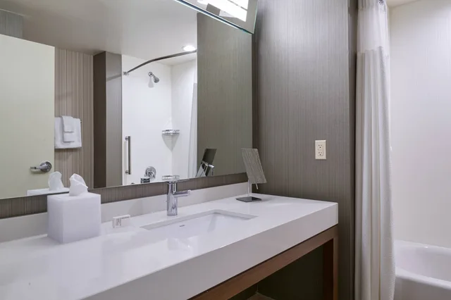 suite, multiple beds، Courtyard by Marriott Jackson 2/3
