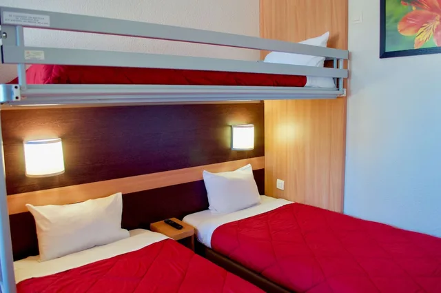 غرفة قياسية بسرير مزدوج، Hotel Premiere Classe Bordeaux Sud - Pessac Bersol 1/4
