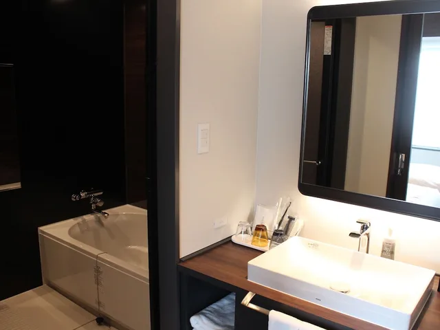 غرفة ديلوكس ثلاثية بسريرين منفصلين مع أريكة، HOTEL ELCIENT OSAKA 5/6