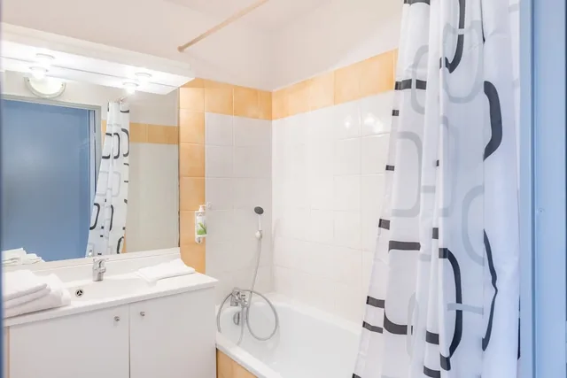 شقة بسرير بطابقين بغرفة نوم واحدة مع أريكة، Residence Residhotel Le Mayflower 3/4