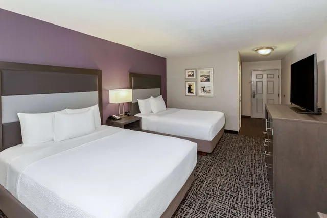 غرفة بسريرين كوين، La Quinta Inn & Suites by Wyndham Rockwall 1/10