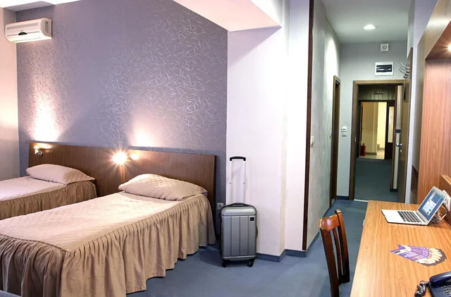 غرفة بسريرين منفصلين، Diter Hotel 1/9
