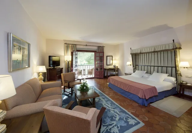 Standard, Twin Beds, Murphy Bed, with Extra Bed، Parador De Albacete 10/10