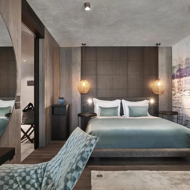 جناح بجاكوزي، Quellenhof Luxury Resort Lazise 1/3