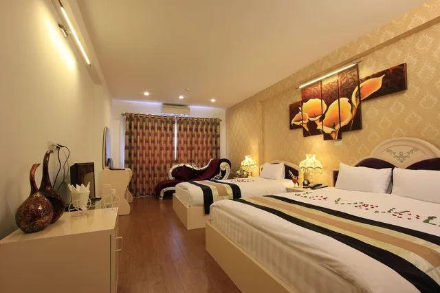 غرفة عائلية رباعية بإطلالة على المدينة، Hanoi Inner Hotel 1/5
