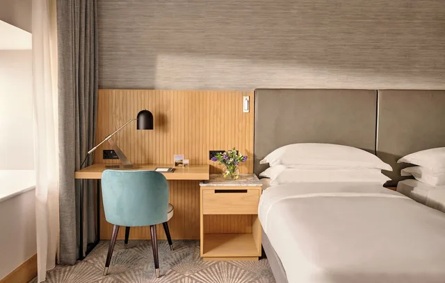 غرفة ديلوكس بسريرين منفصلين، Hyatt Regency London Olympia 7/8