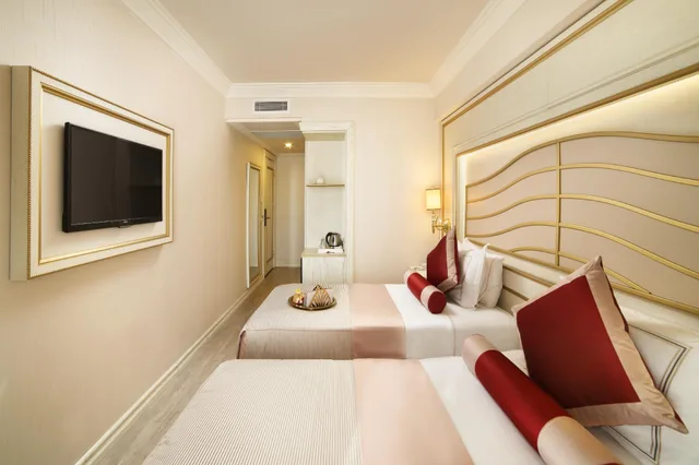 غرفة متصلة، Halifaks Hotel 2/2