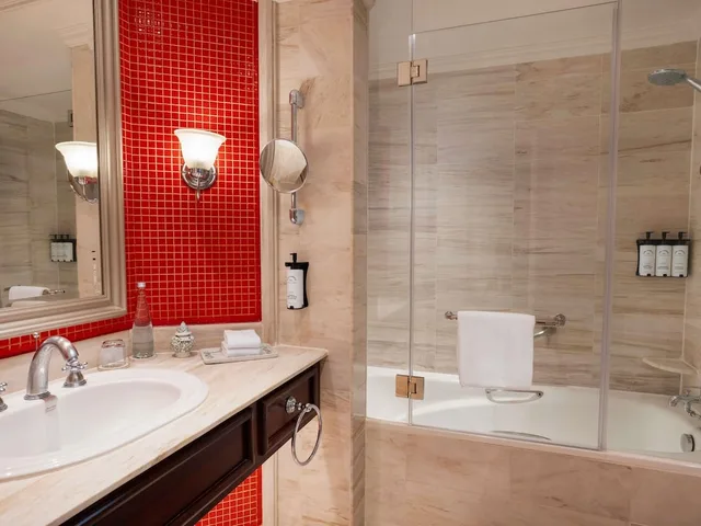 Premium, Queen Bed, Opera Wing، Sofitel Legend Metropole Hanoi Hotel 8/10