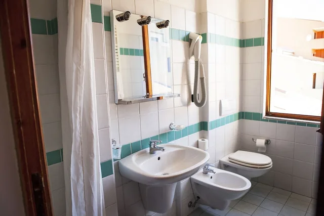 غرفة كلاسيكية ثلاثية بسرير مزدوج مع أريكة، Hotel Piccada 4/4