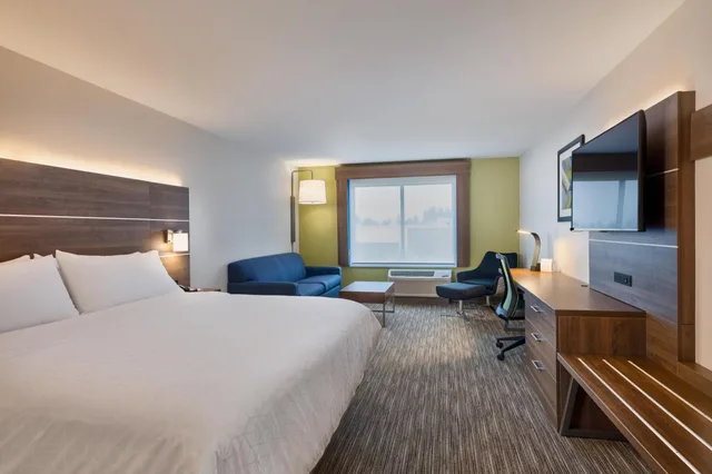 غرفة بسرير كينج، Holiday Inn Express and Suites Salem North - Keizer 1/3