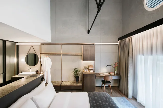 لوفت بإطلالة على النهر، The Warehouse Hotel 2/3