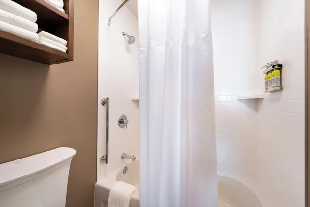 جناح بسرير كوين مع أريكة، Staybridge Suites St George 2/4