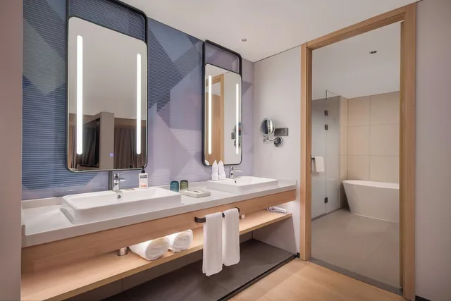 Holiday Inn Express Rizhao Oriental Colorful City by IHG، Rizhao 45/50
