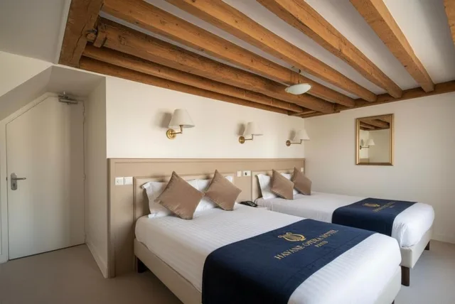 Quad Room, Hotel Havane Opera 5/9