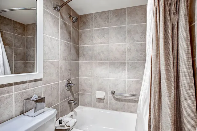 Spa, Lodge, 2 Queen Beds, Pet Friendly, Patio، Keystone Lodge And Spa 5/6