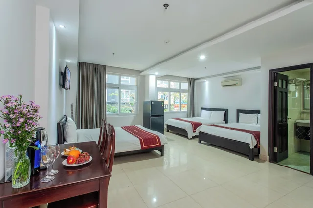غرفة عائلية بسريرين مزدوجين بإطلالة على البحر، Misa Hotel 9/10