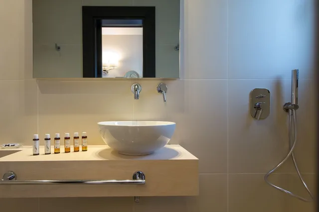 شقة ديلوكس بسرير مزدوج وسريرين منفصلين بجاكوزي، Anthemion Suites And Villas 4/5