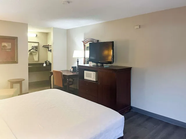 غرفة ديلوكس بسرير كينج للمدخنين، Motel6 Stafford, VA - Quantico 3/10