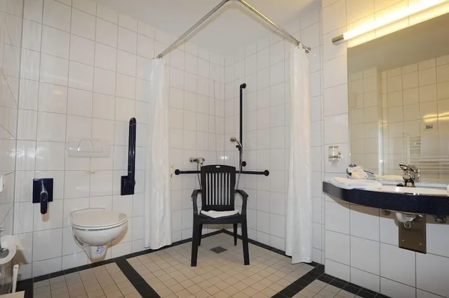 غرفة عائلية، Ascot Bristol Hotel Potsdam 10/10