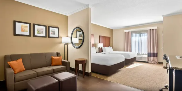 جناح، Comfort Suites Panama City Near Tyndall AFB 5/6