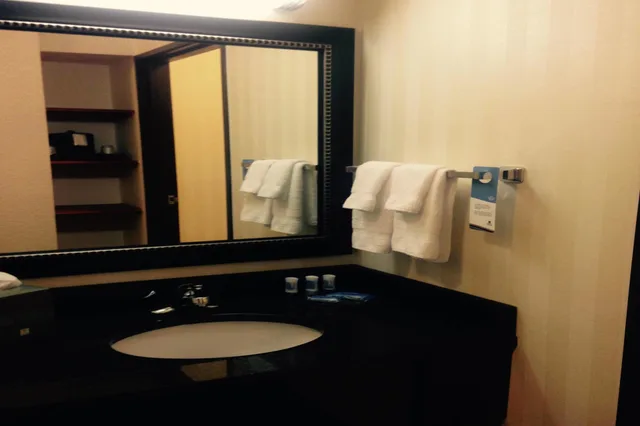 غرفة بسريرين كوين، Fairfield by Marriott Inn & Suites Kansas City Airport 6/7