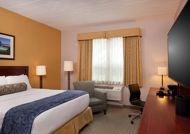 Endicott, Queen Bed، Wylie Inn And Conference Center At Endicott College 2/7