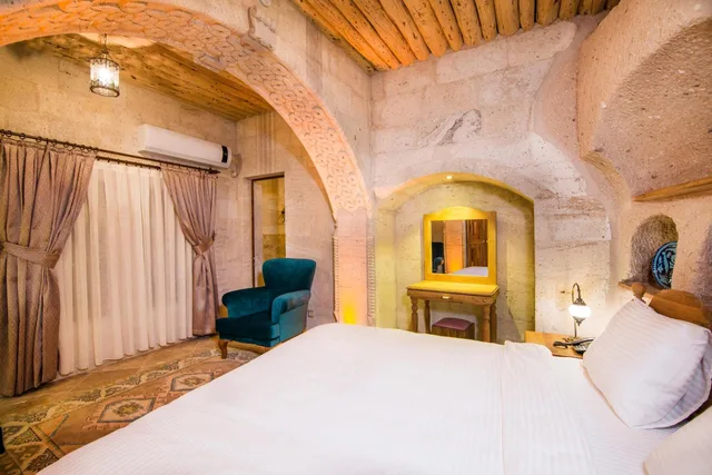 جناح بانورامي بسرير كينج، Caldera Hotel 1/8