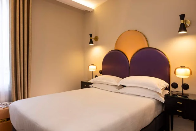 غرفة بريفيليج بسرير مزدوج، Hotel Mondial 2/4