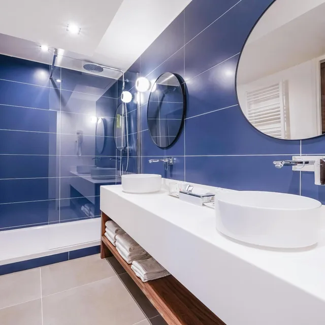غرفة رباعية، TIMHOTEL LE LOUVRE 5/5