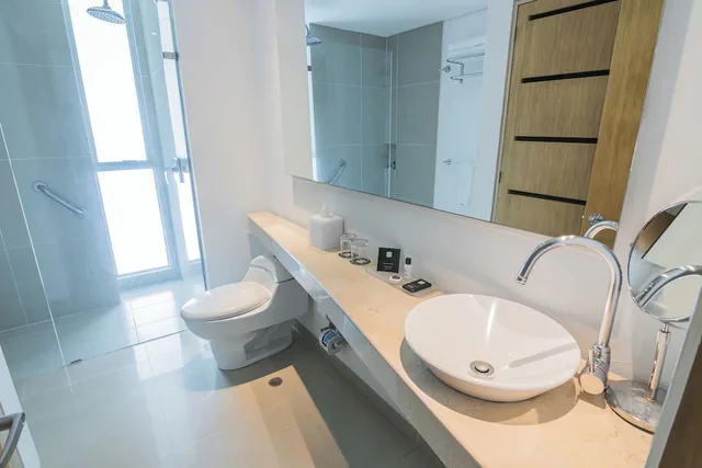 غرفة قياسية بسرير كوين، Sonesta Hotel Cartagena 5/7