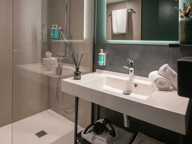 Superior, Multiple Beds, Garden View، Novotel Nice Aeroport Cap 3000 3/6