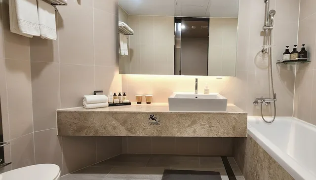 Deluxe Double Half Ocean، Kwangsu Hotel 9/9