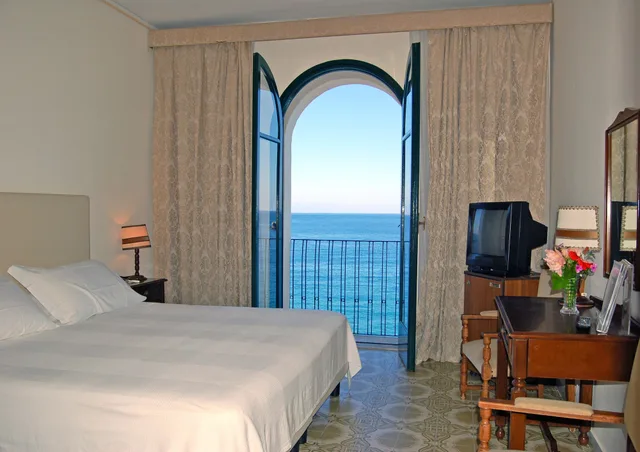 Standard, Double Bed, Sea View, Lido Mediterranee 9/10