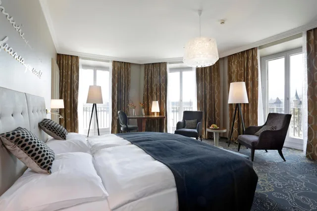 Lifestyle, Junior Suite, Queen Bed، Schweizerhof 3/9