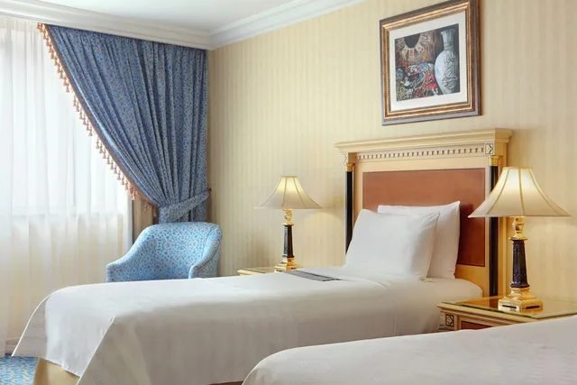 غرفة بريميوم بثلاثة أسرّة، مريديان مكة(Le Meridien Makkah) 5/10